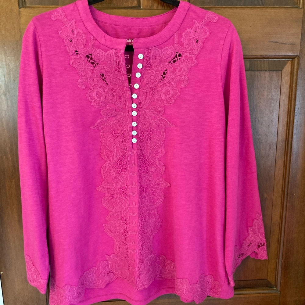 Women’s Pink Lace-Trim Henley Top
